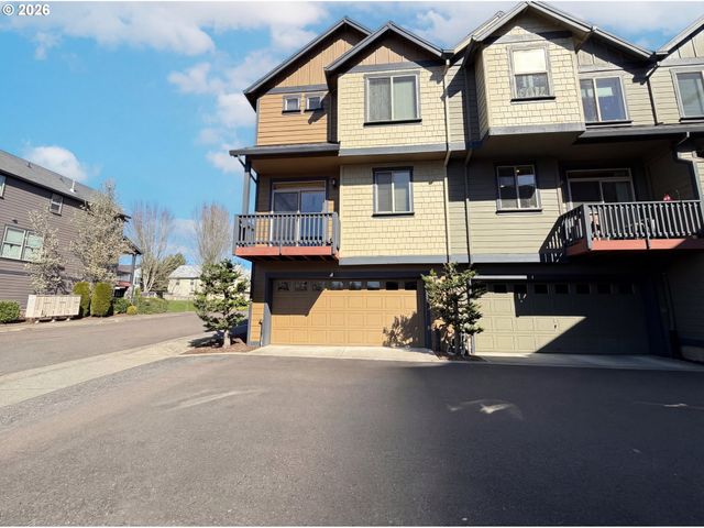 1402 Ne EDGEFIELD St, Hillsboro, OR 97124