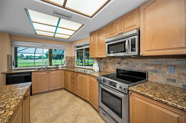 4995 CAMBERLEY LANE, Oldsmar, FL 34677
