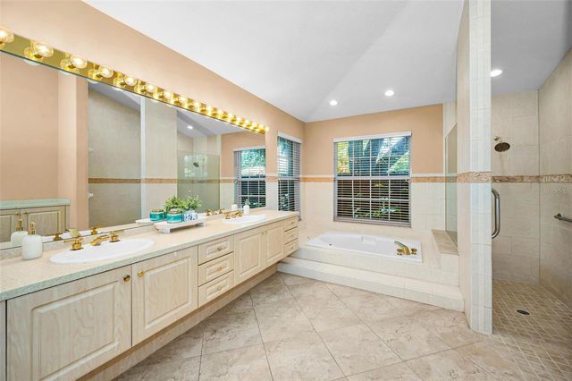 4995 CAMBERLEY LANE, Oldsmar, FL 34677