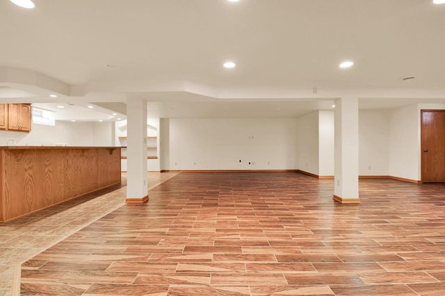 4916 S 82nd STREET, Greenfield, WI 53220