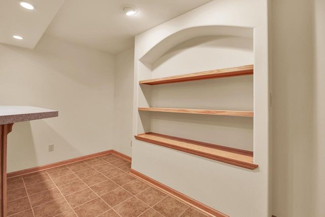 4916 S 82nd STREET, Greenfield, WI 53220