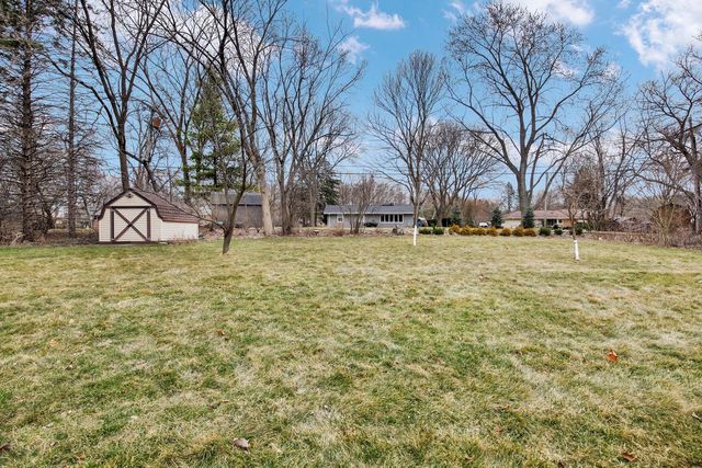 4916 S 82nd STREET, Greenfield, WI 53220