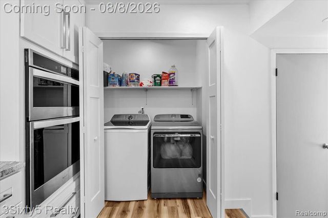 1189 Pine Ridge Court, Rochester Hills, MI 48306