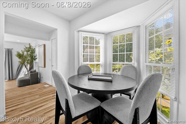 1189 Pine Ridge Court, Rochester Hills, MI 48306