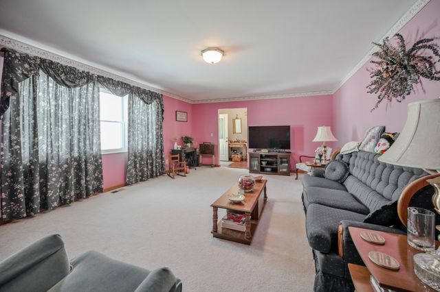 5670 Prairie Road 5670 Prairie Road, Springfield, OH 45502