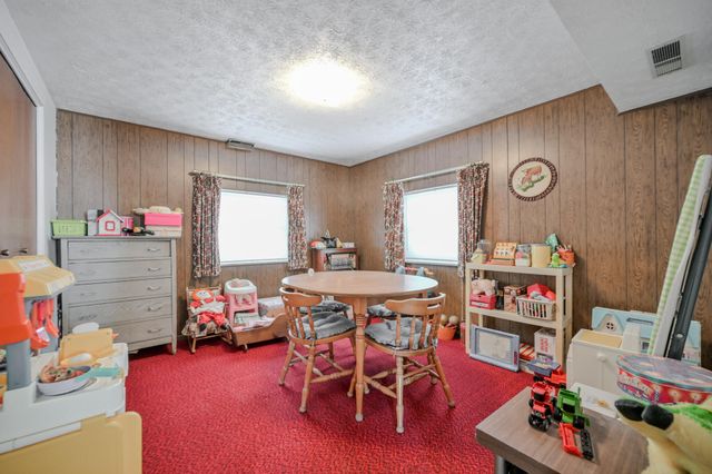 5670 Prairie Road 5670 Prairie Road, Springfield, OH 45502