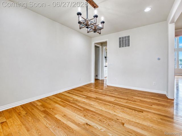 3155 Huntsman Boulevard, Orion Charter Township, MI 48360