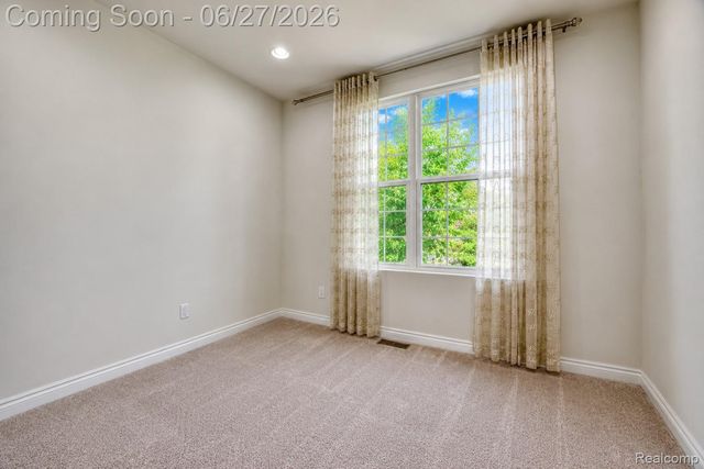 3155 Huntsman Boulevard, Orion Charter Township, MI 48360