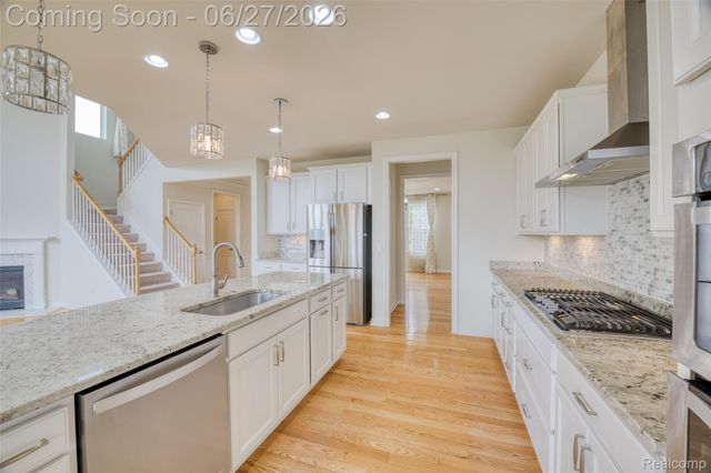 3155 Huntsman Boulevard, Orion Charter Township, MI 48360