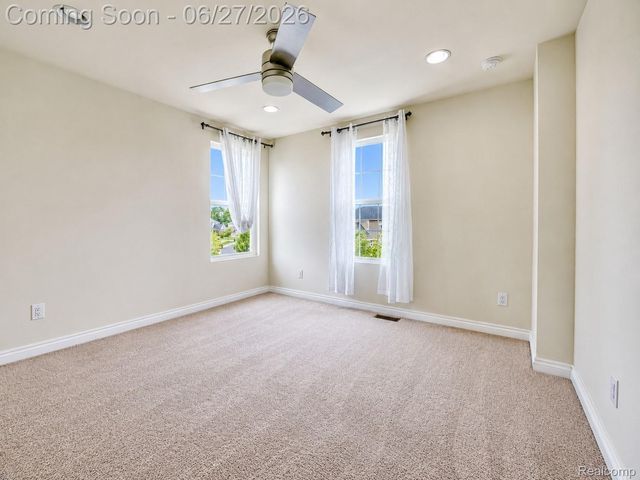 3155 Huntsman Boulevard, Orion Charter Township, MI 48360