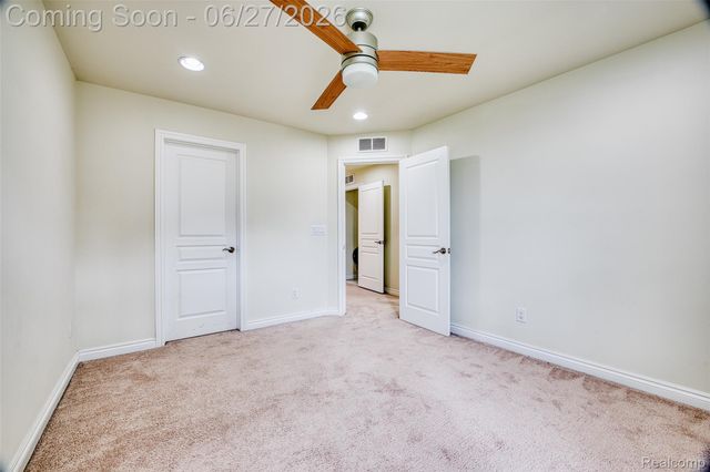 3155 Huntsman Boulevard, Orion Charter Township, MI 48360