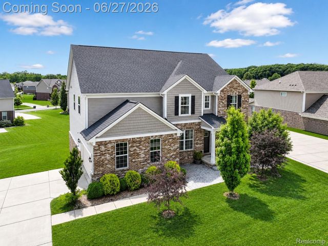 3155 Huntsman Boulevard, Orion Charter Township, MI 48360