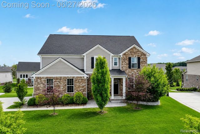 3155 Huntsman Boulevard, Orion Charter Township, MI 48360