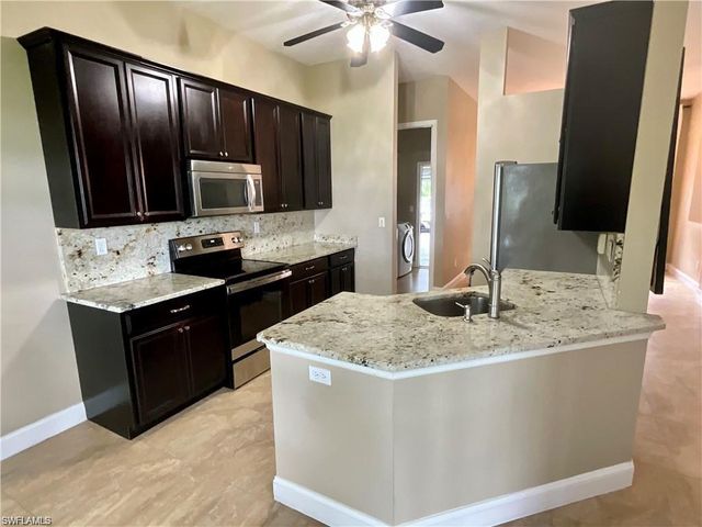 701 Meyer DR, Naples, FL 34120