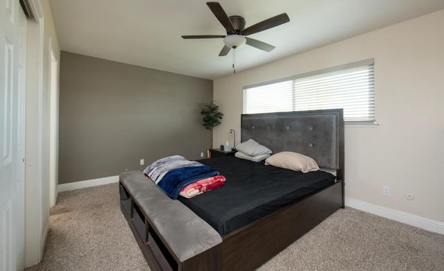 30 W Holland Avenue, Clovis, CA 93612