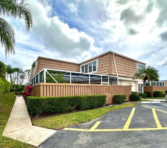 11551 WINCHESTER Drive, Palm Beach Gardens, FL 33410