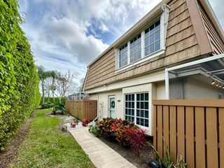 11551 WINCHESTER Drive, Palm Beach Gardens, FL 33410