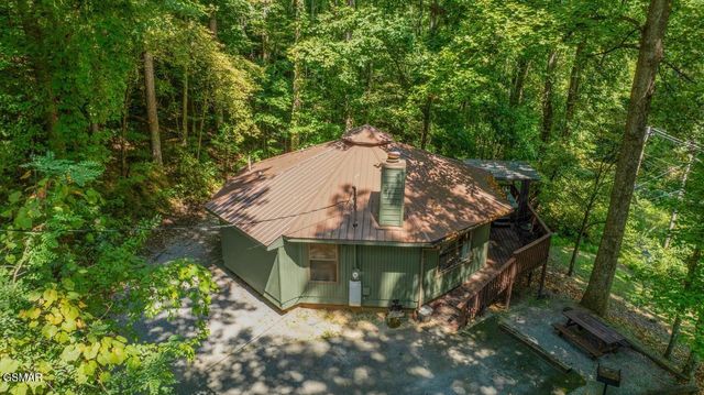 1103 Villa Lane, Gatlinburg, TN 37738