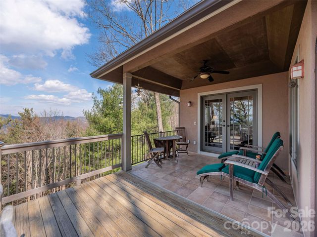 68 Crestwood Road, Asheville, NC 28804