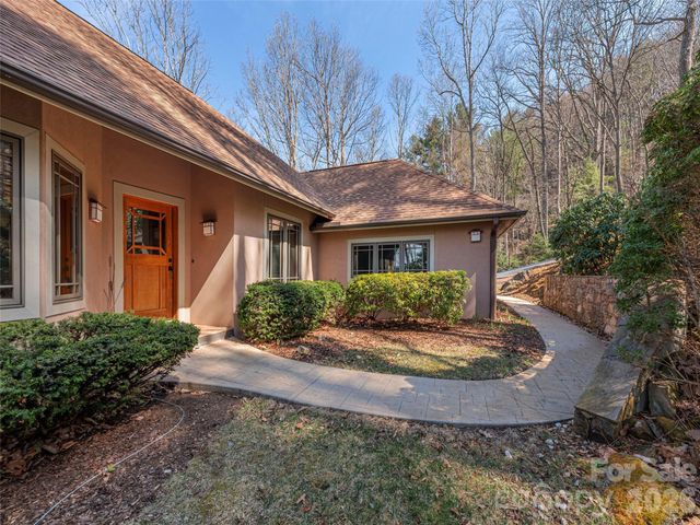 68 Crestwood Road, Asheville, NC 28804