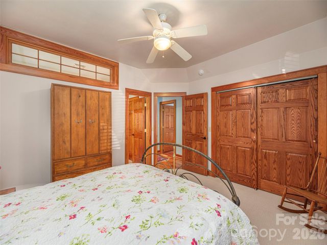 68 Crestwood Road, Asheville, NC 28804