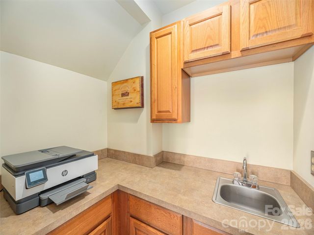 68 Crestwood Road, Asheville, NC 28804