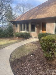 68 Crestwood Road, Asheville, NC 28804