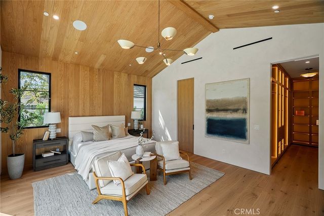 4558 Allott Avenue, Sherman Oaks, CA 91423
