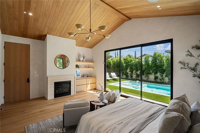 4558 Allott Avenue, Sherman Oaks, CA 91423