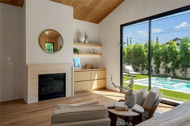 4558 Allott Avenue, Sherman Oaks, CA 91423