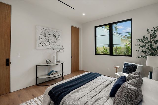 4558 Allott Avenue, Sherman Oaks, CA 91423