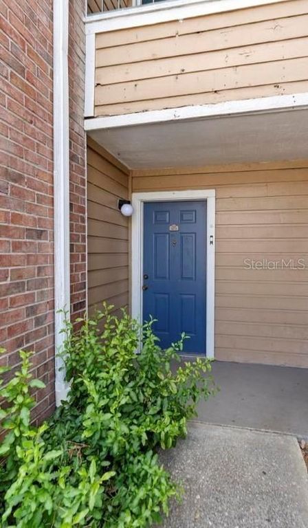 Image 2 of property listing at 4355 PERKINSHIRE LANE 103, Orlando, FL 32822