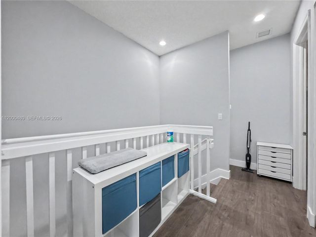 1033 NE 42nd Pl, Homestead, FL 33033