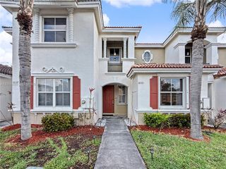 1033 NE 42nd Pl, Homestead, FL 33033
