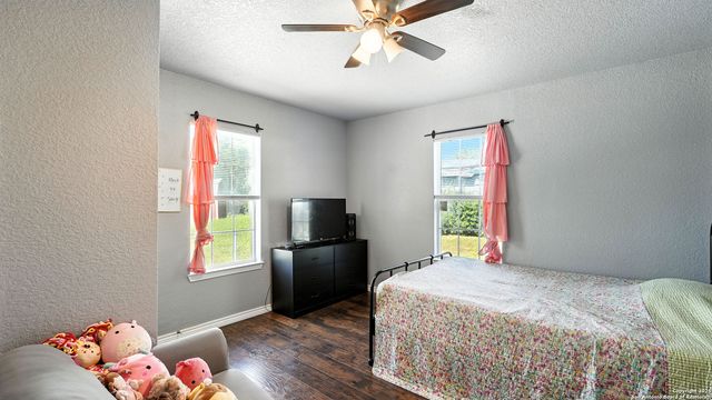 1617 NW 22nd, San Antonio, TX 78201