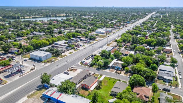 1617 NW 22nd, San Antonio, TX 78201