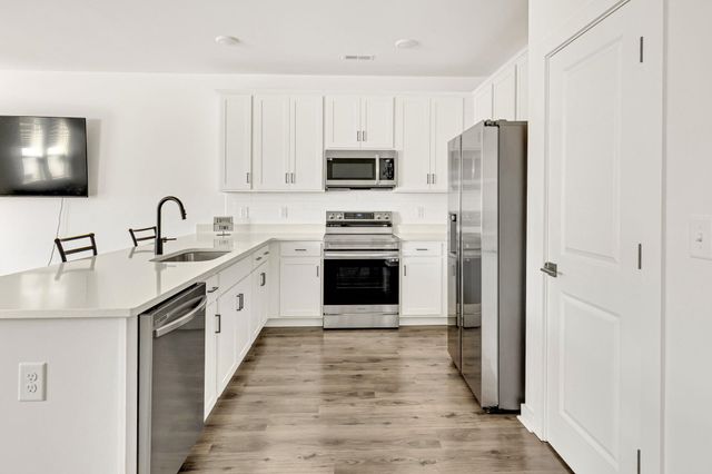 1230 Westgate Village Drive, Spartanburg, SC 29301