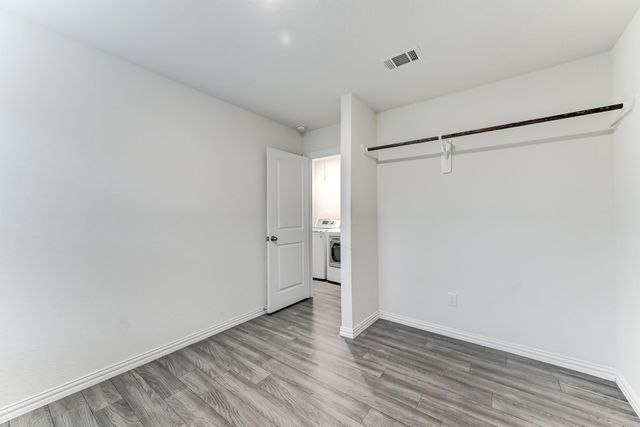 7925 Way Street, Houston, TX 77028