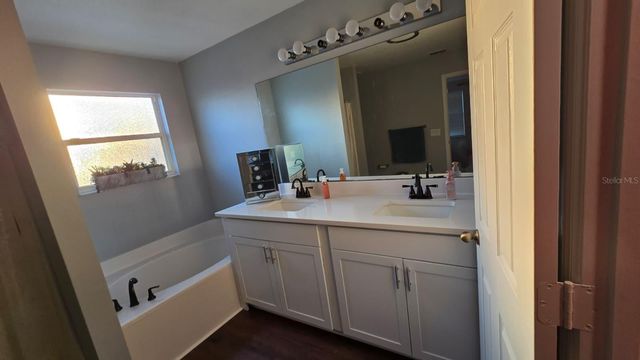 1846 WAKE FOREST AVENUE, Clermont, FL 34711