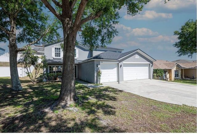 1846 WAKE FOREST AVENUE, Clermont, FL 34711