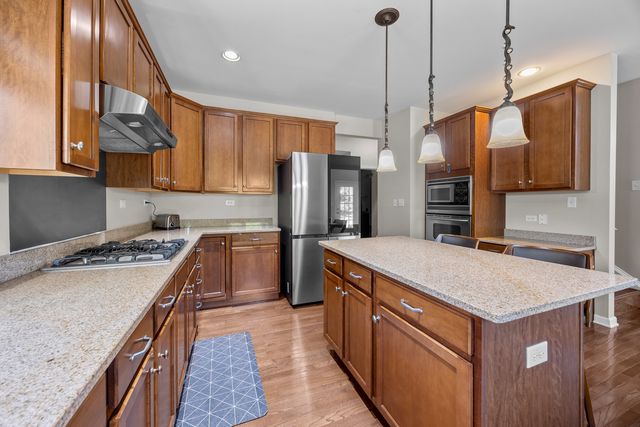 1103 Championship Drive, Elgin, IL 60124