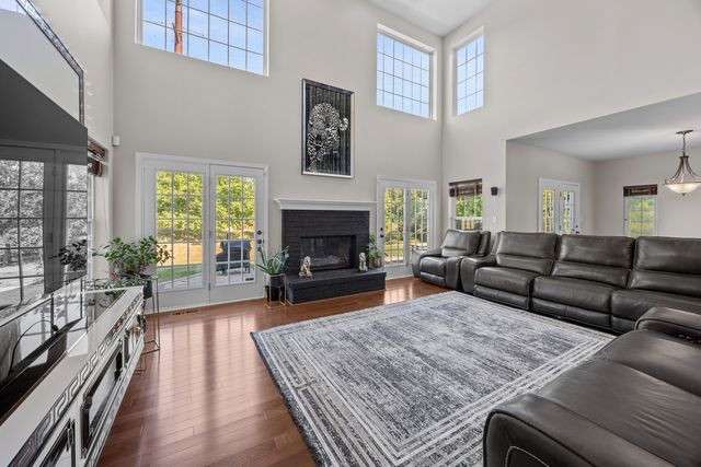 1103 Championship Drive, Elgin, IL 60124
