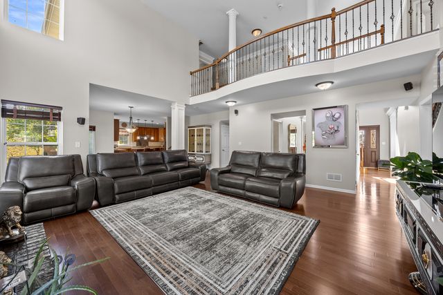 1103 Championship Drive, Elgin, IL 60124