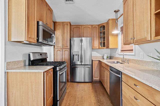 1701 Crown DR, Austin, TX 78745