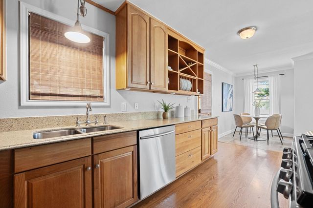 1701 Crown DR, Austin, TX 78745