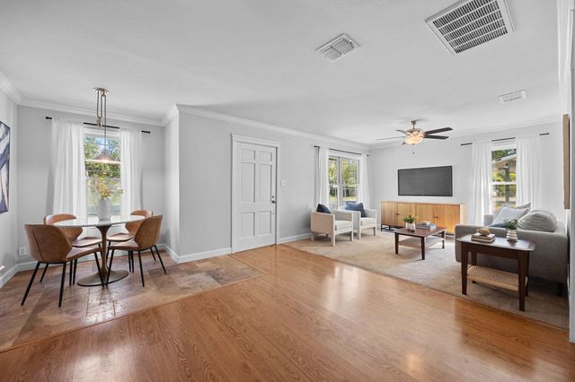 1701 Crown DR, Austin, TX 78745