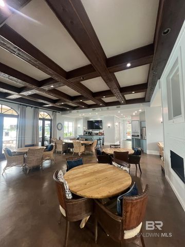 11907 Gateway Drive, Elberta, AL 36539