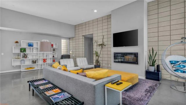 3014 N Avenida Caballeros, Palm Springs, CA 92262