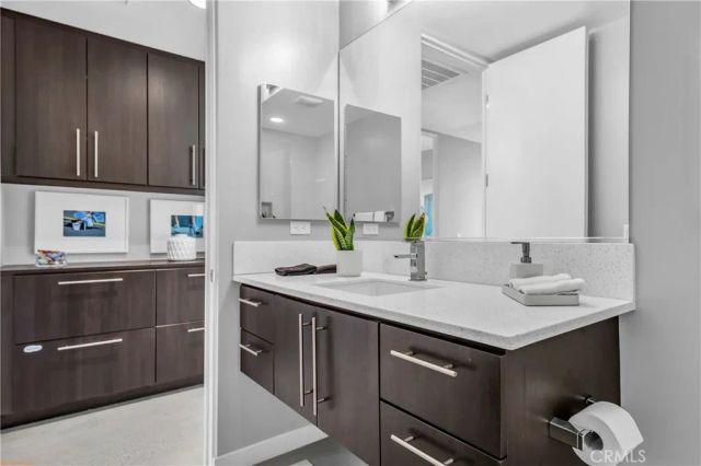 3014 N Avenida Caballeros, Palm Springs, CA 92262