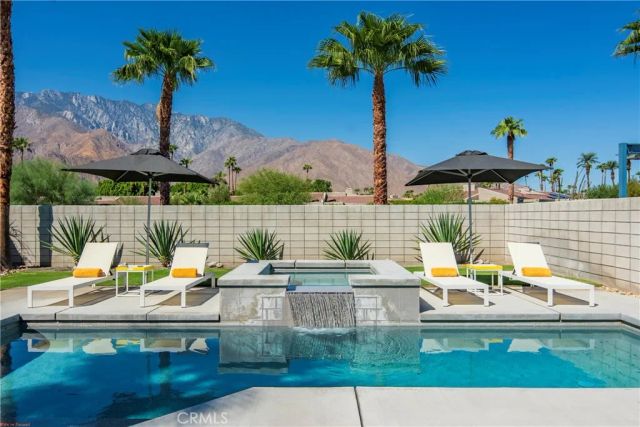 3014 N Avenida Caballeros, Palm Springs, CA 92262